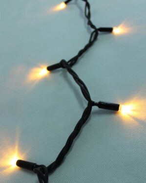 Lyskæde med kraftig ledning og varm hvidt lys fra jadalight.