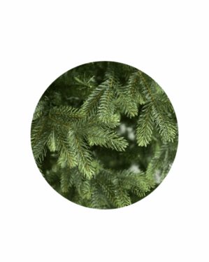 nærbillede af kunstigt juletræ med grene i pe og pvc.