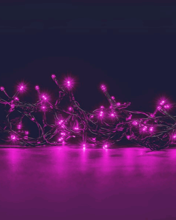 Pink lyskæde med sort ledning og pink LED
