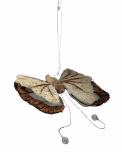 Sommerfugl i brunlige farver til ophæng