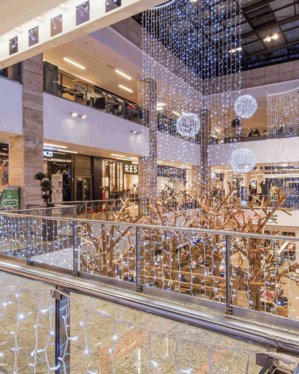 Lysgardin med hvide lys