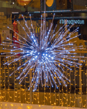 Lyskugle med blinkende effekt