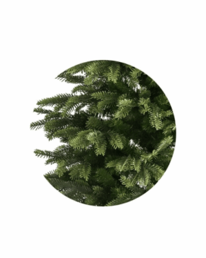 Nærbillede af grene af naturtro kunstigt juletræ med grene i PE og PVC.