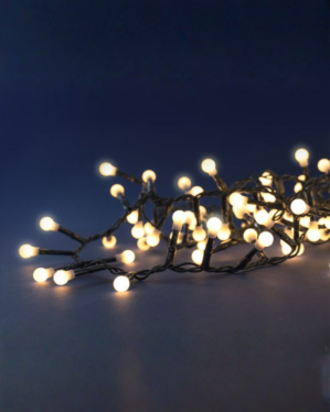 Mini cherrylight lyskæde med varmt hvidt lys og sort ledning